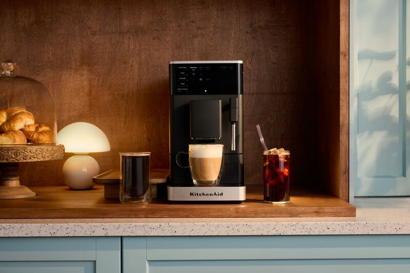 KitchenAid Kaffeevollautomat KF2 mit Iced Coffee-Funktion