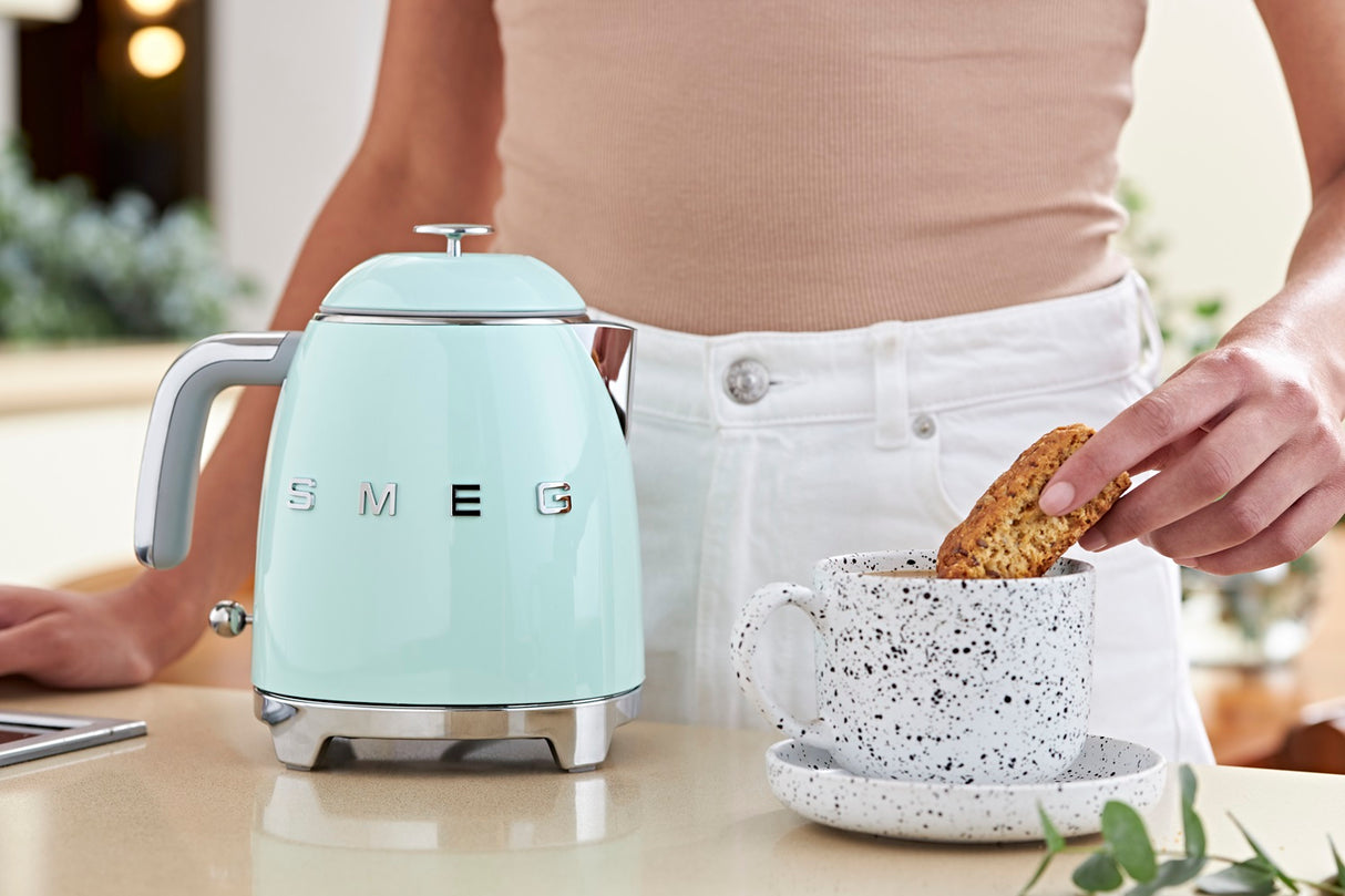Smeg 50's Mini-Wasserkocher 800 ml (2. Chance)