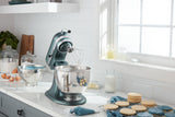 KitchenAid 4,8 L 5KSM175 Artisan Küchenmaschine Pastrylover mit Kunststofffleischwolf+Spritzgebäckvorsatz und Patisserie Buch