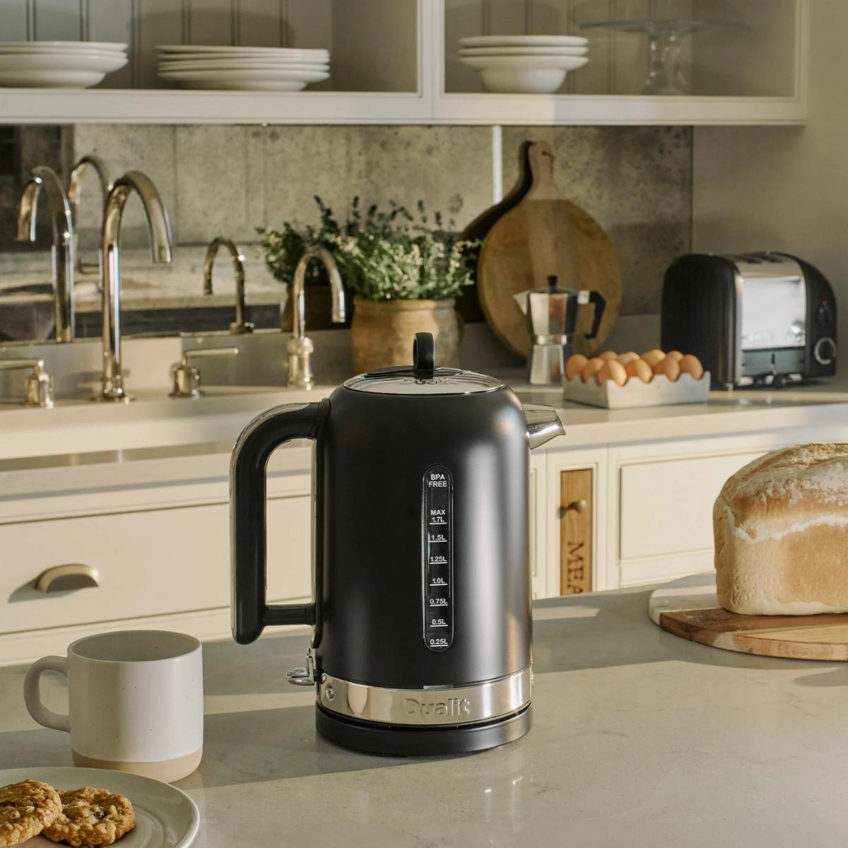 Dualit Wasserkocher Classic 1,7 l Matt Schwarz (2. Chance)