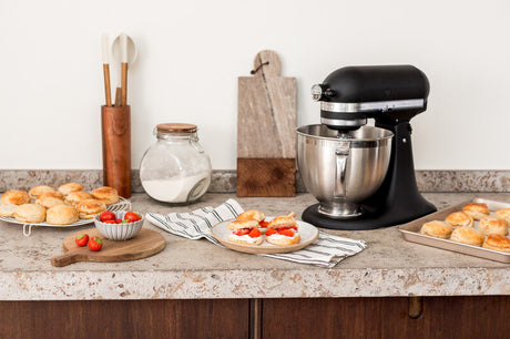 KitchenAid 4,8 L 5KSM175 Artisan Küchenmaschine Icelover mit Eiszubereiter