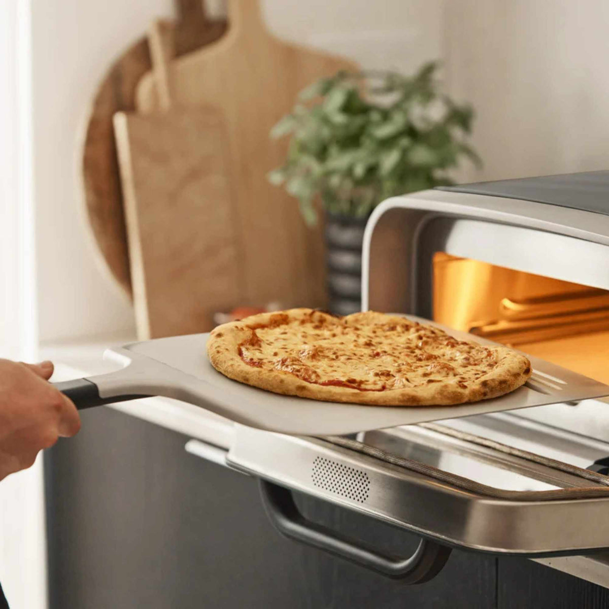 Ooni Volt 2 elektrischer Pizzaofen + GRATIS Wiegemesser