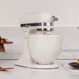 Monochrome Collection: KitchenAid Artisan 4,7 Liter Porcelain White KSM156 Küchenmaschine